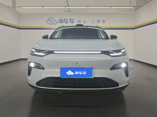 Leapmotor C11 — Фото автомобиля 2