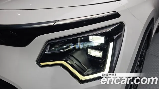 Kia Niro — Фото автомобиля 7