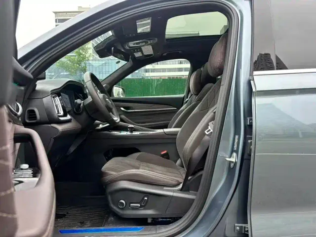 Geely Xingyue L — Фото автомобиля 4