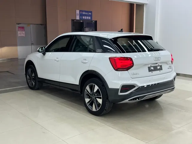 Audi Q2L — Фото автомобиля 4