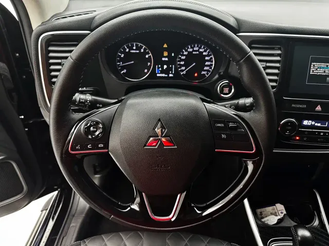 Mitsubishi Outlander — Фото автомобиля 9