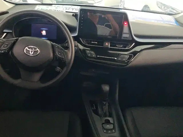 Toyota IZOA — Фото автомобиля 12