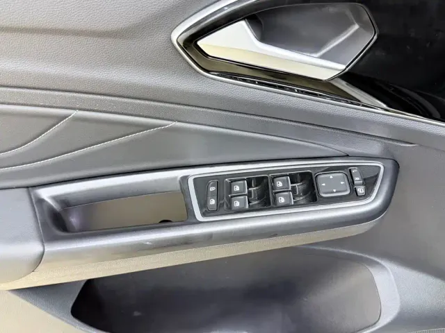 Jetta VS7 — Фото автомобиля 10
