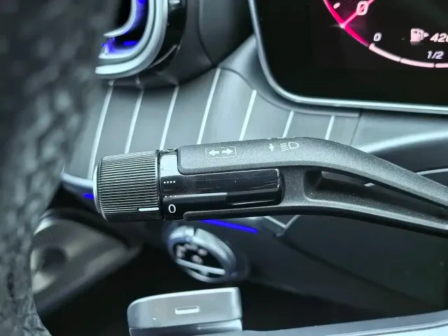 Mercedes-Benz C-Class — Фото автомобиля 7