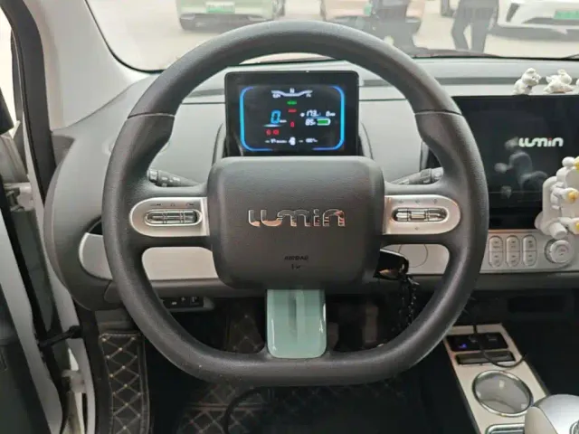 Changan Lumin — Фото автомобиля 10