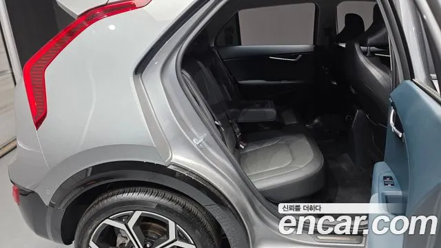 Kia Niro The All New — Фото автомобиля 17