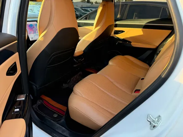 Geely Galaxy L7 — Фото автомобиля 6