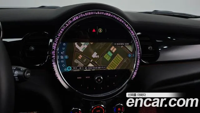 Mini Cooper Cooper Classic Plus — Фото автомобиля 14
