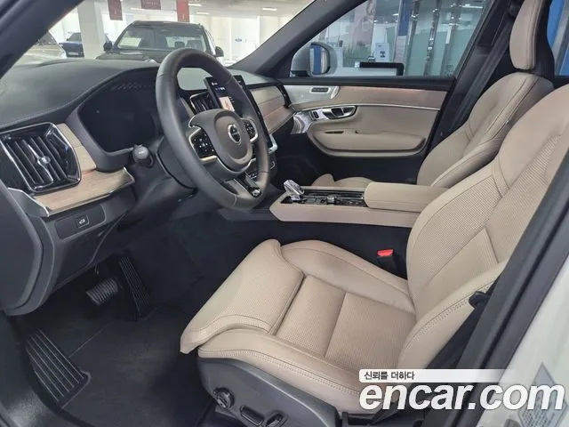 Volvo XC90 Generation 2 — Фото автомобиля 10