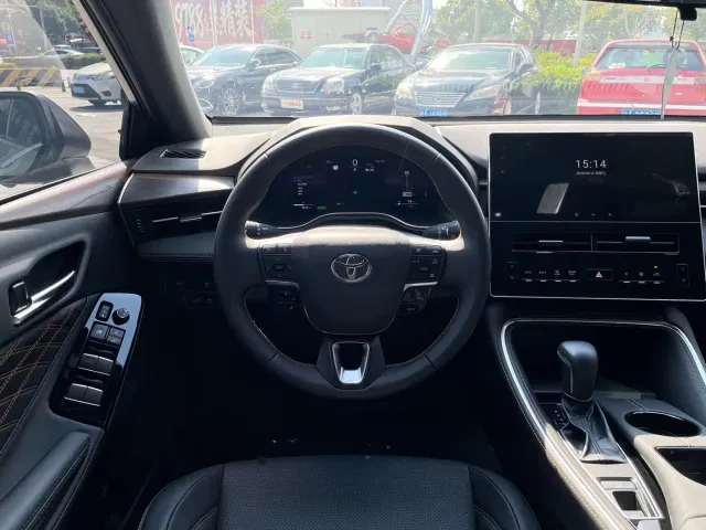 Toyota Avalon — Фото автомобиля 20