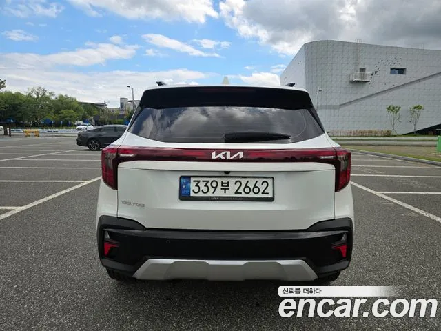 Kia Seltos Бензин 1.6 турбо 2WD — Фото автомобиля 4