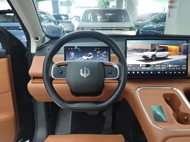 Leapmotor C16 — Фото автомобиля 10