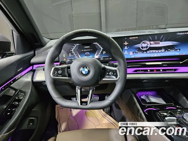 BMW 5-Series — Фото автомобиля 12