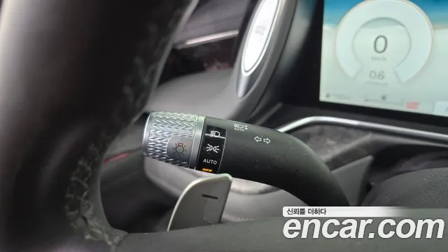 Genesis G90 Бензин 3.5 турбо AWD — Фото автомобиля 28