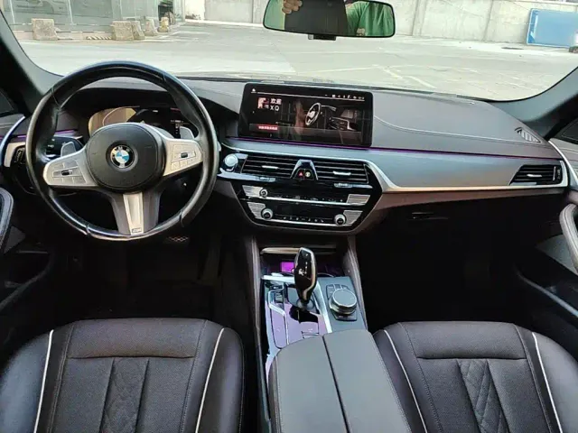 BMW 5 Series — Фото автомобиля 9