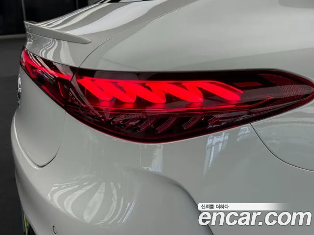 Mercedes-Benz EQS — Фото автомобиля 6