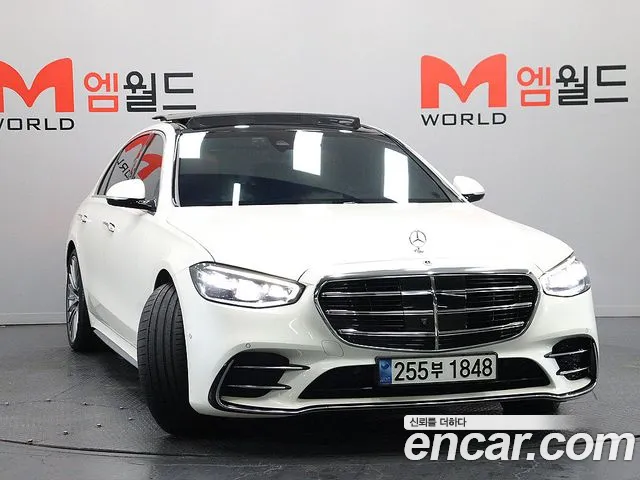 Mercedes-Benz S-Class — Фото автомобиля 3