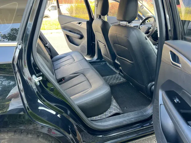Wuling Starlight — Фото автомобиля 11