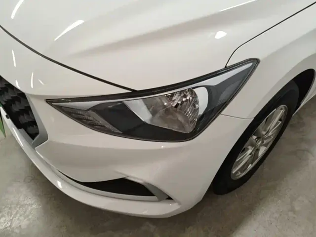 Hyundai Elantra — Фото автомобиля 23