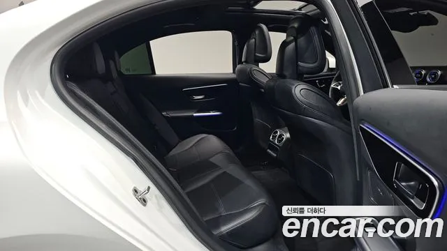 Mercedes-Benz C-Class W206 — Фото автомобиля 11