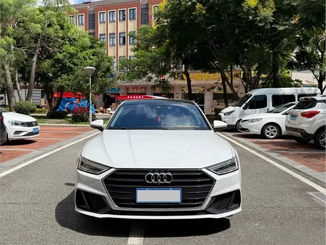 Audi Audi A7L 2023 45 TFSI quattro S-line Black Warrior Edition — Фото автомобиля 2