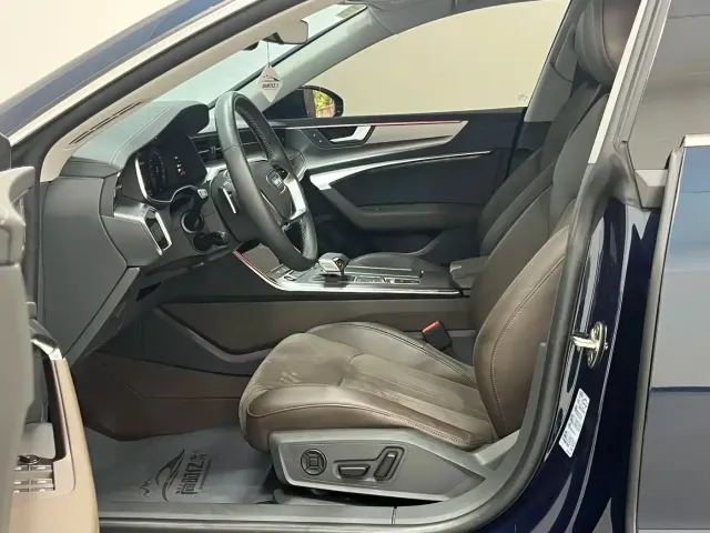 Audi A7L — Фото автомобиля 13