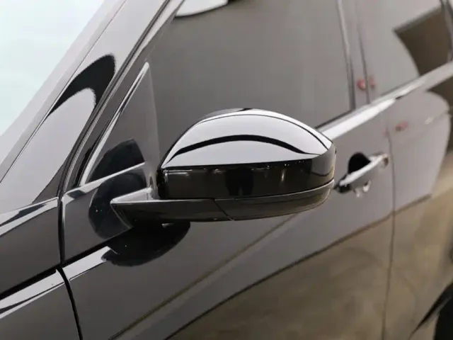 Land Rover Discovery Sport — Фото автомобиля 27