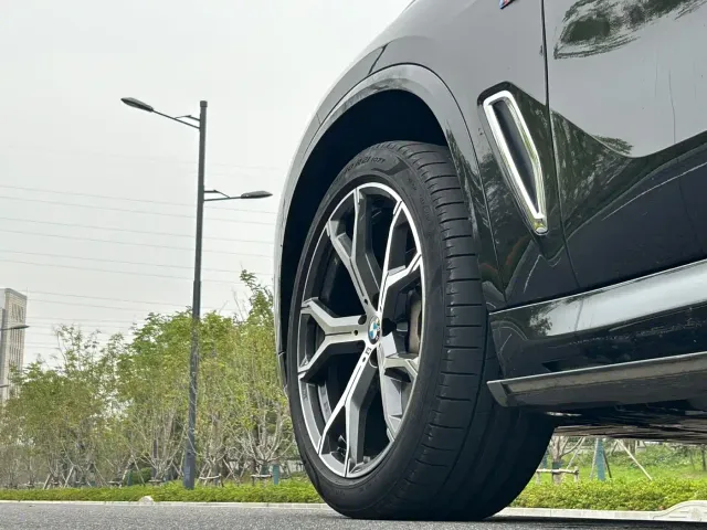 BMW X5 — Фото автомобиля 20