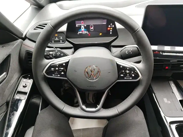 Volkswagen ID.3 — Фото автомобиля 10