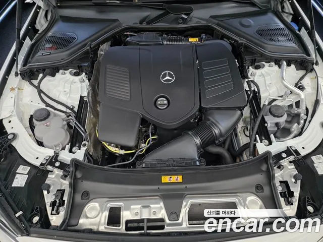 Mercedes-Benz E-Class — Фото автомобиля 6