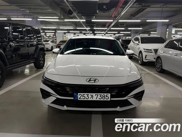 Hyundai Avante — Фото автомобиля 3