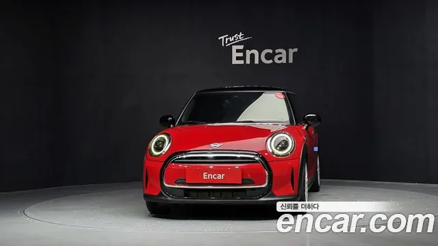 Mini Cooper Cooper Classic — Фото автомобиля 3