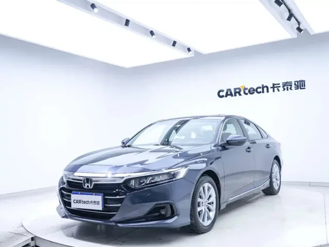 Honda Accord — Фото автомобиля 8