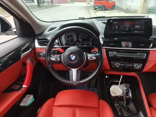 BMW X2 — Фото автомобиля 2