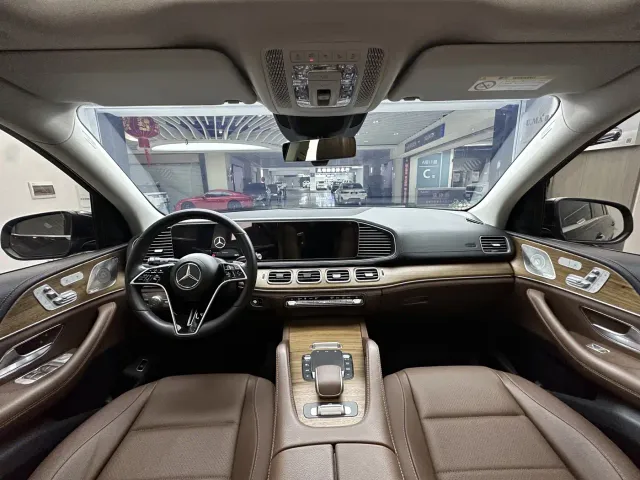 Mercedes-Benz GLE-Class — Фото автомобиля 9
