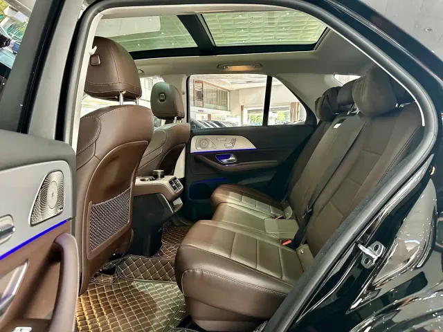 Mercedes-Benz GLE-Class — Фото автомобиля 6