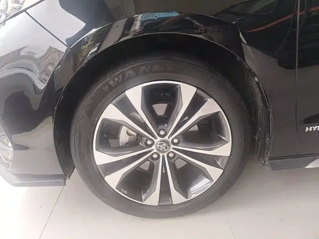 Toyota Granvia — Фото автомобиля 22