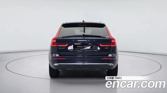 Volvo XC60 2nd Gen — Фото автомобиля 5