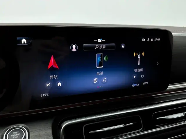 Mercedes-Benz V-Class — Фото автомобиля 15
