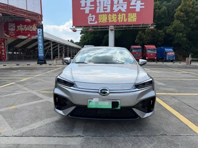 GAC Aion S — Фото автомобиля 2