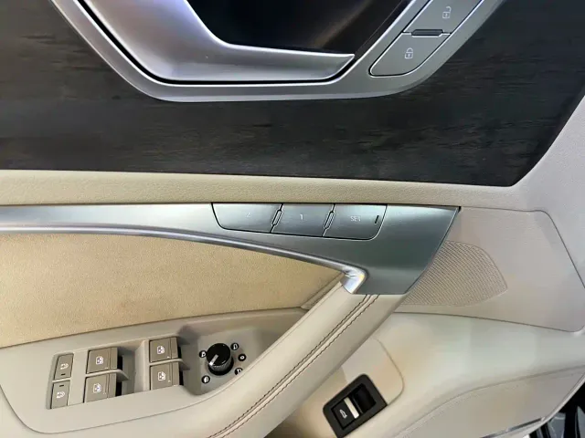 Audi A6L — Фото автомобиля 16