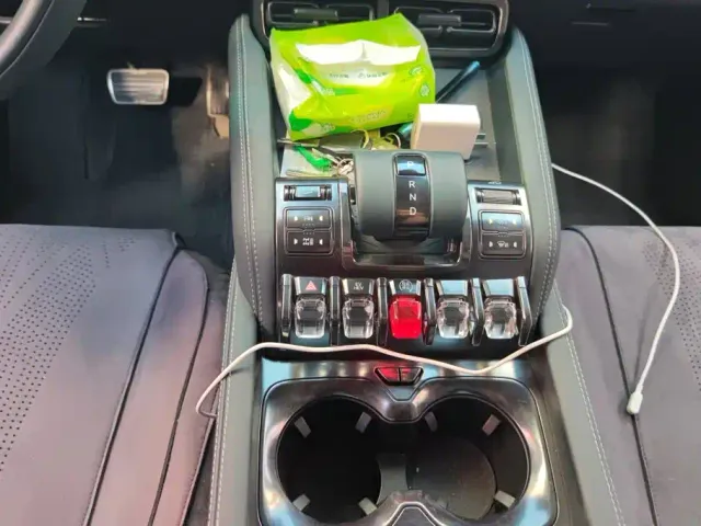 BYD FangChengBao Leopard 5 — Фото автомобиля 16