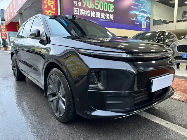 Li Auto L6 — Фото автомобиля 3