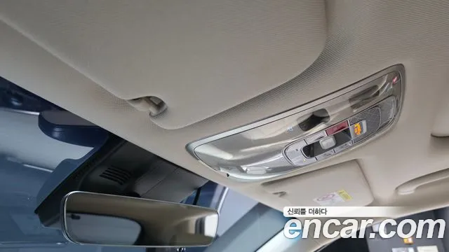 Genesis GV70 — Фото автомобиля 17