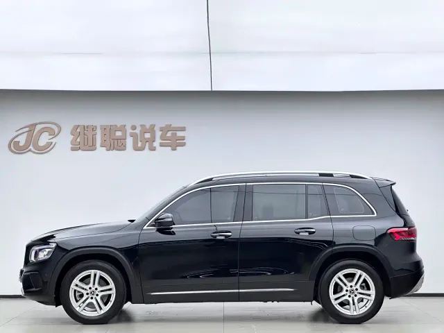 Mercedes-Benz GLB-Class — Фото автомобиля 3