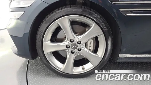 Genesis G80 RG3 — Фото автомобиля 4