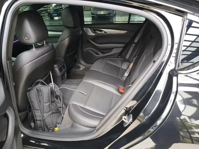 Cadillac CT5 — Фото автомобиля 16
