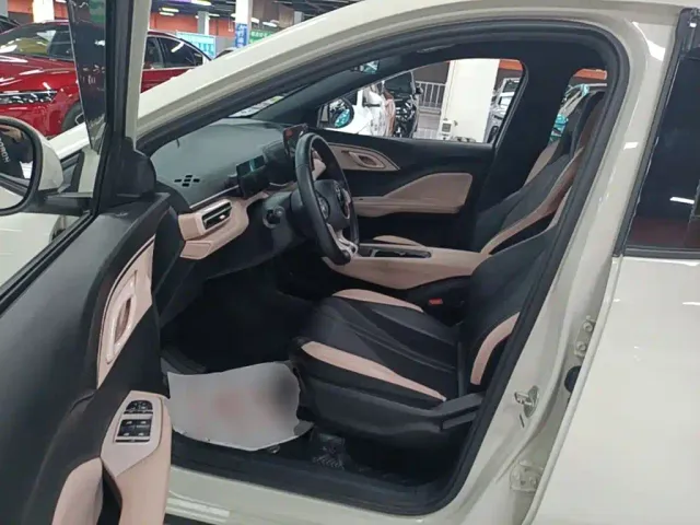 BYD Seagull — Фото автомобиля 15