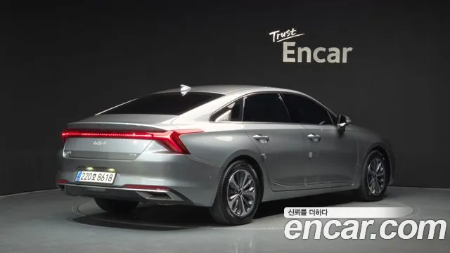 Kia K8 K8 Hybrid — Фото автомобиля 2