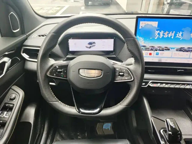 Geely Binyue — Фото автомобиля 10